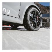 Bridgestone Blizzak Spike-02 SUV 225/65 R17 106T